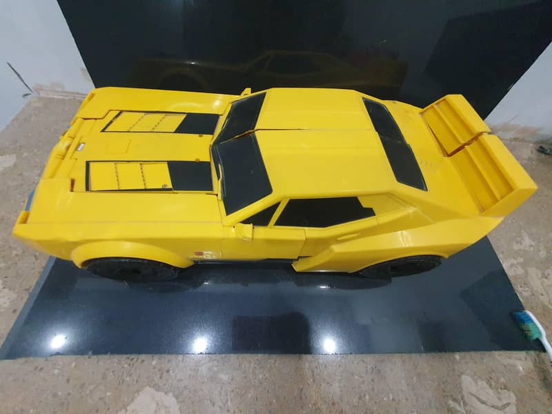 Transformers Bumblebee Car 1