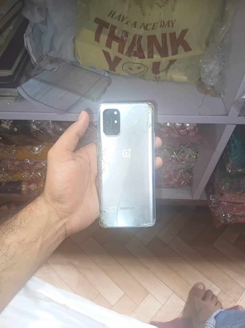 one plus 8t 2
