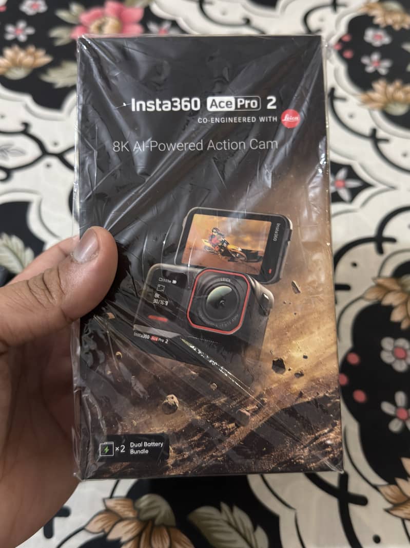 Insta 360 Ace Pro 2 12