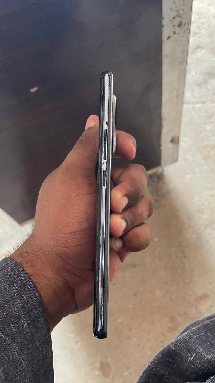 Tecno Spark 20 Pro Plus 2