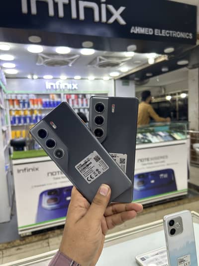 Tecno CAMON 40 Pro