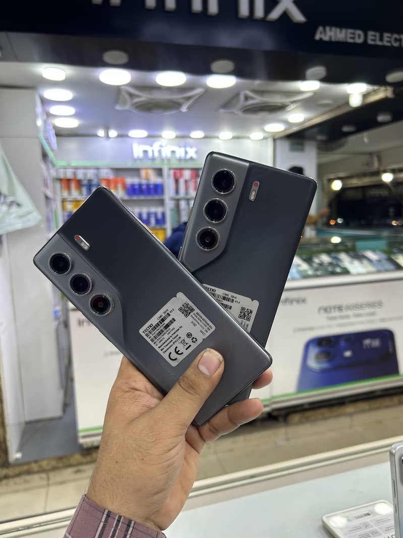 Tecno CAMON 40 Pro 1
