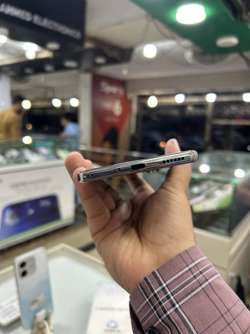 Tecno CAMON 40 Pro 3