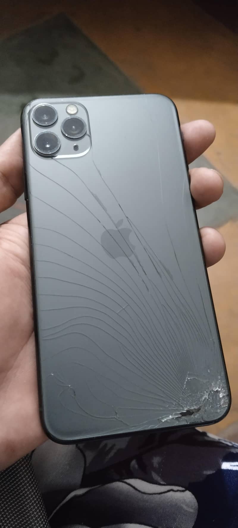 Apple iPhone 11 0