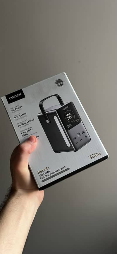UGREEN 48,000mAh 300W Power Bank (10/10 Condition)