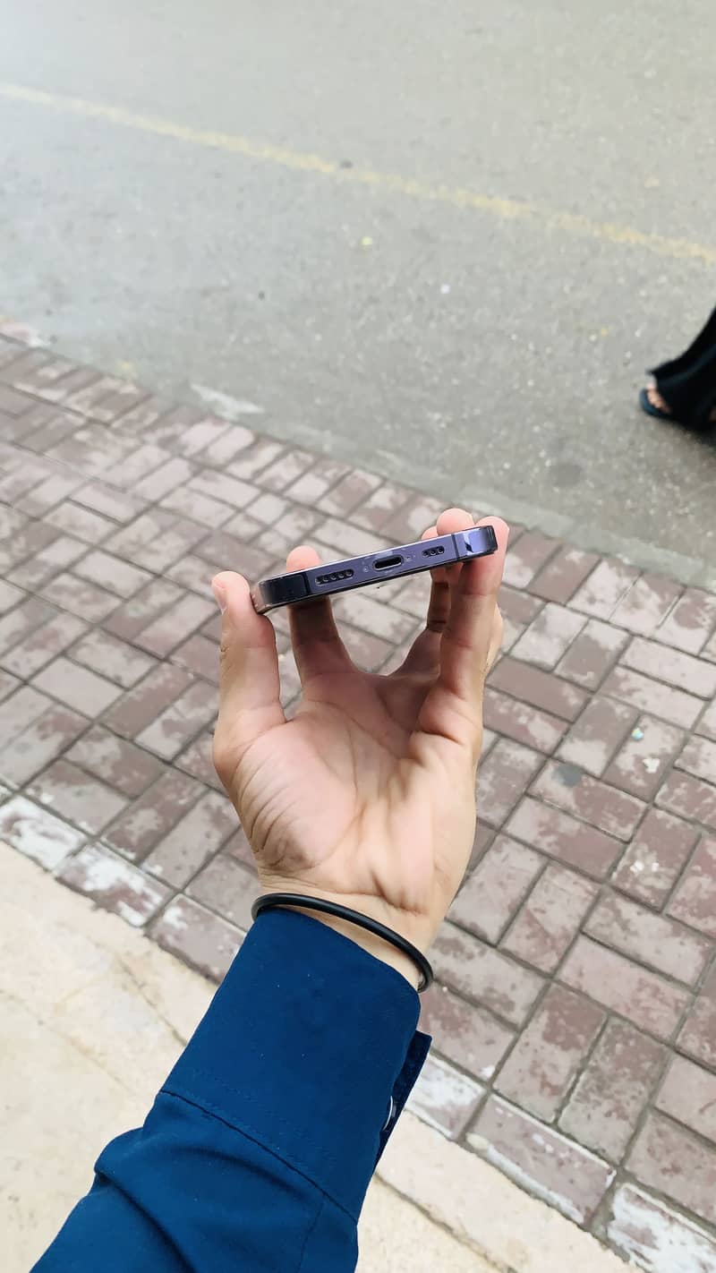 Iphone 14 pro 8