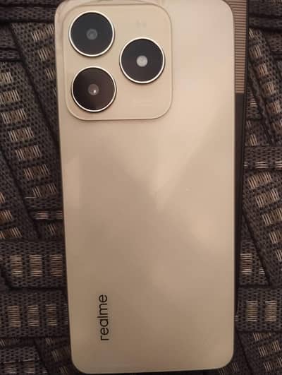 Realme C61