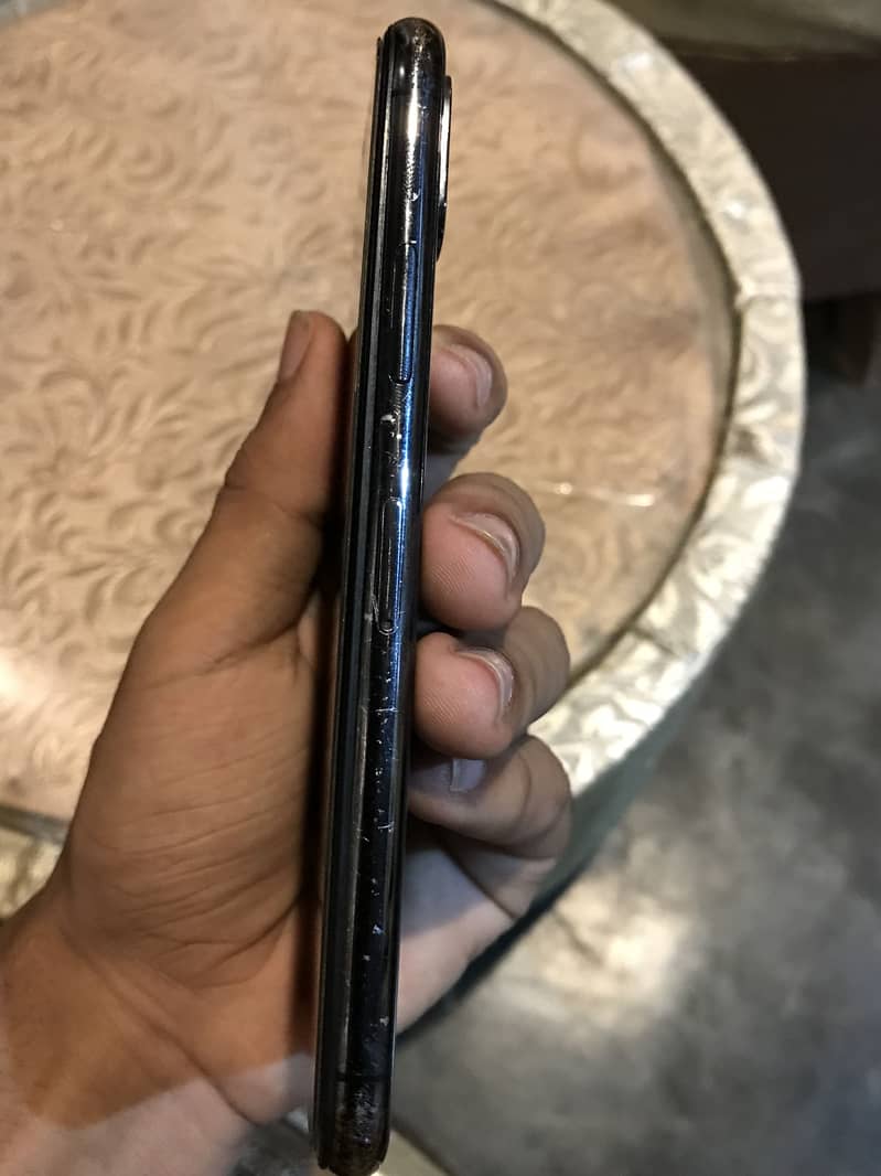 Apple iPhone X 1