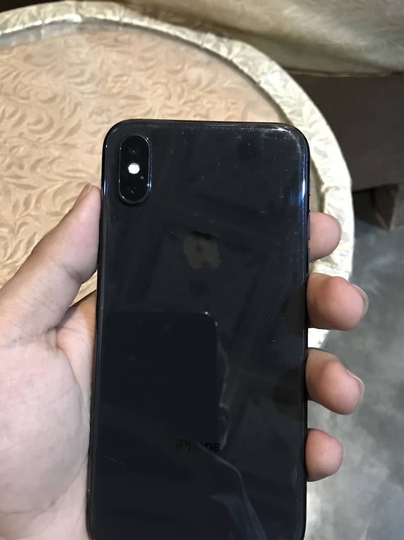 Apple iPhone X 4