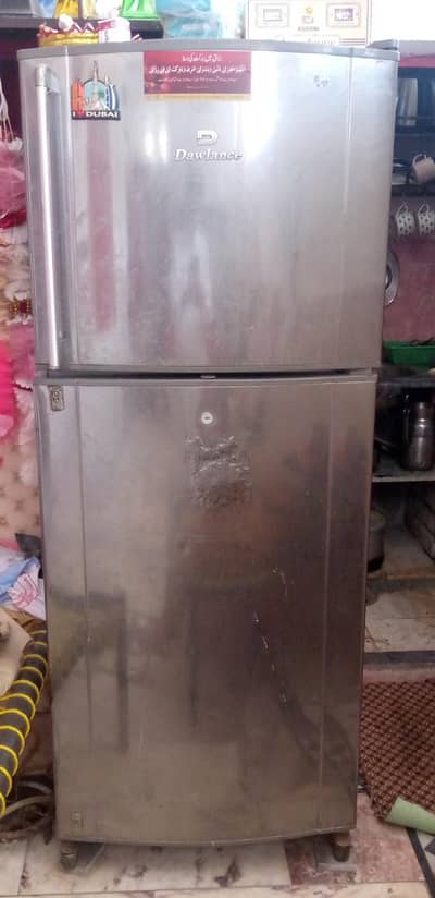 DAWLANCE REFRIGERATOR