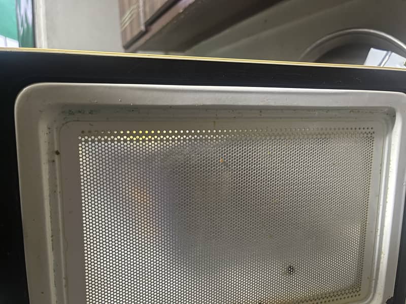 Dawlance microwave 1