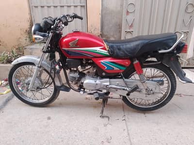 Honda CD 100 2012 just 42.5k driven