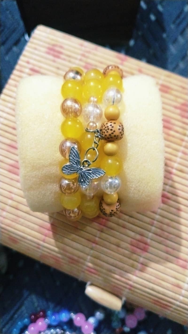 Bracelets 14