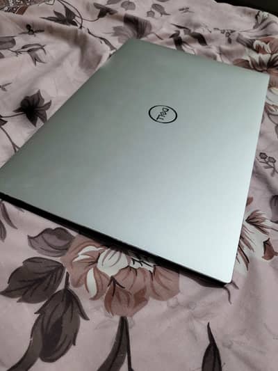 DELL XPS 9370