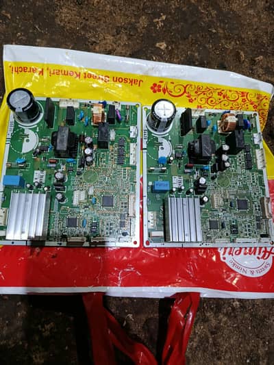 Hitachi fridge circuit card contact 03312875579
