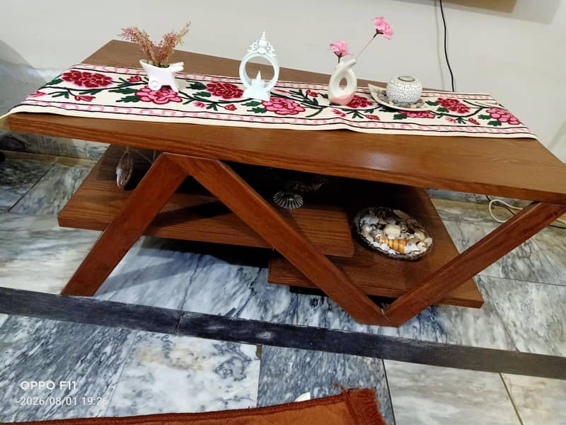 centre table 0