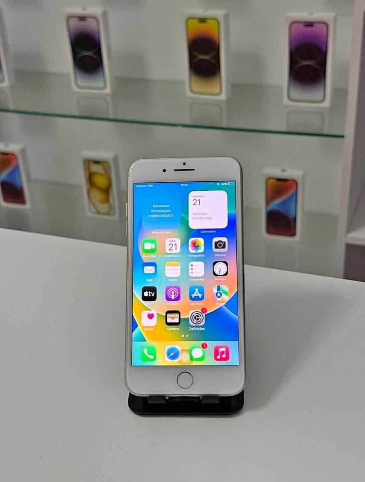 Apple iPhone 7 Plus 1