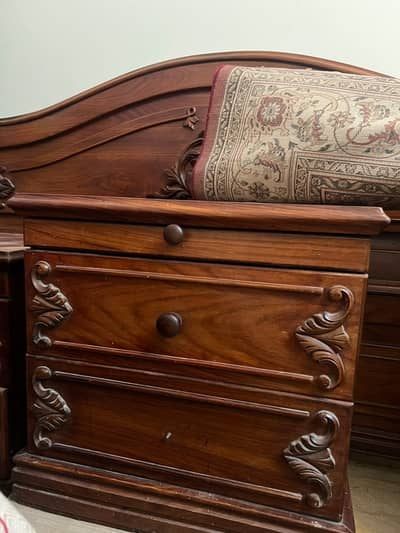 10/9 condition double bed