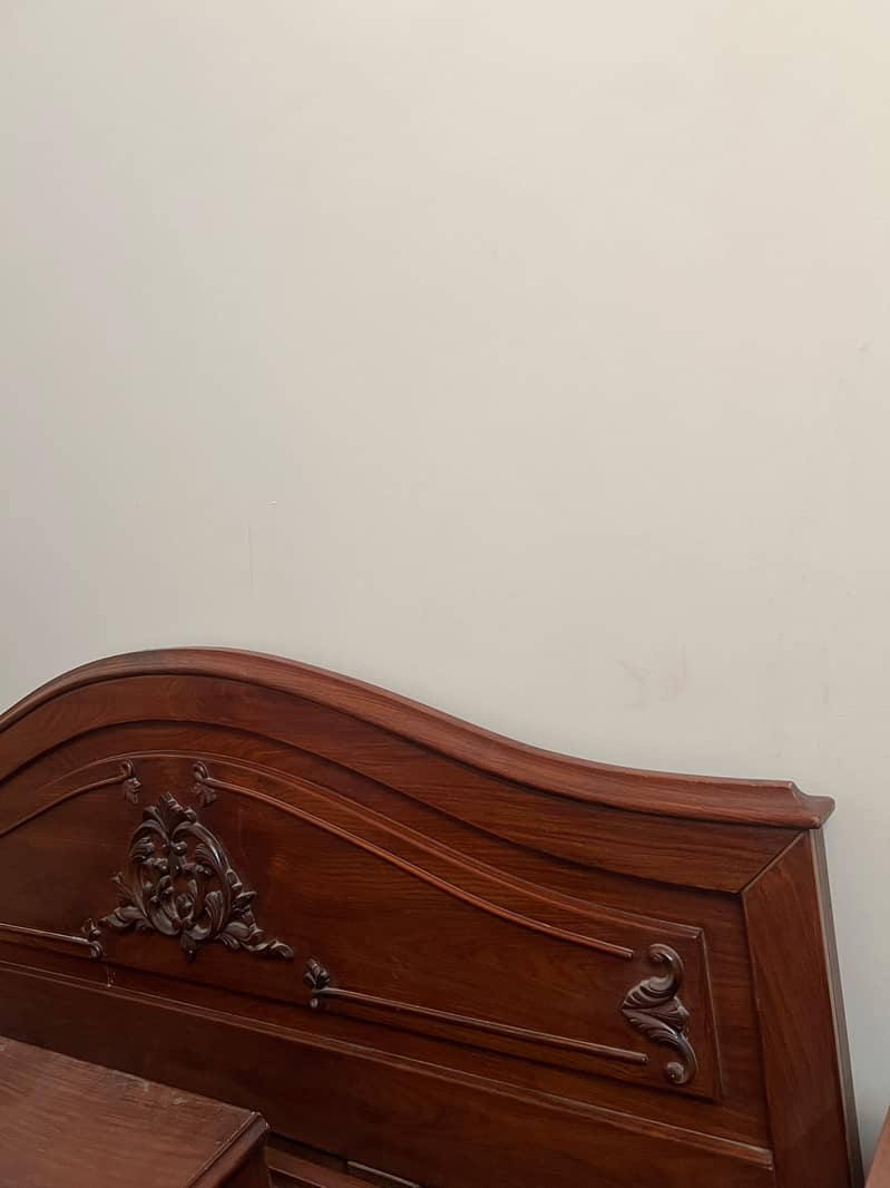 10/9 condition double bed 3