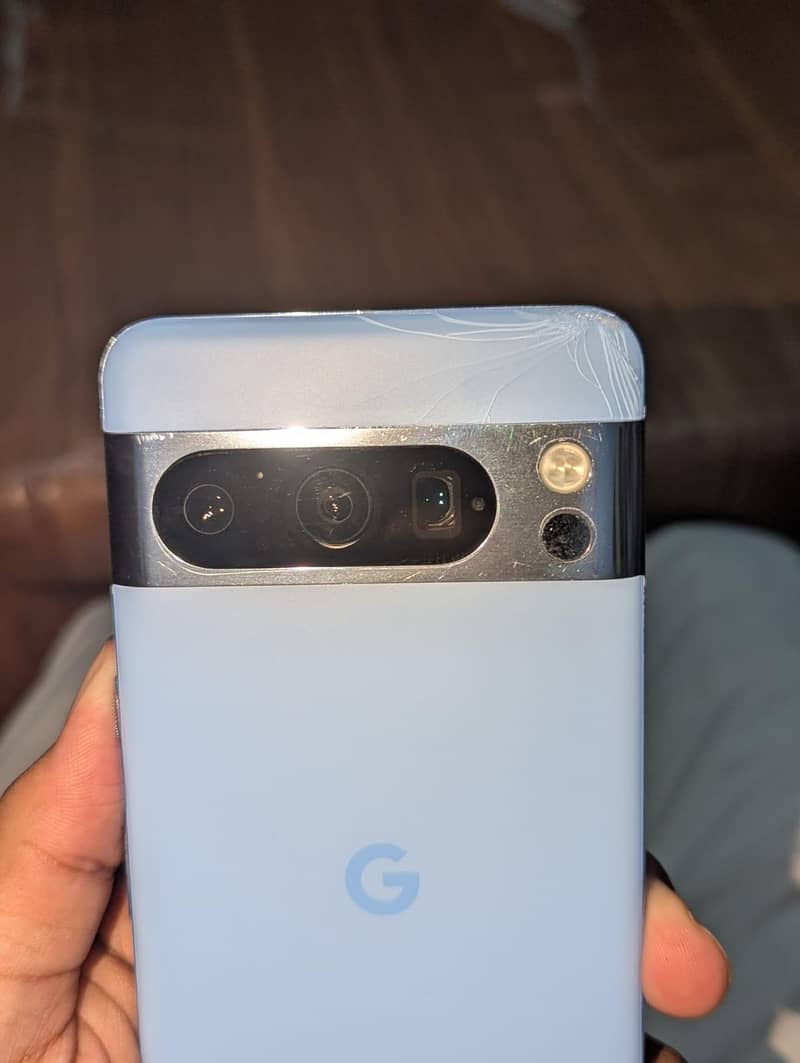 Google Pixel 8 Pro 6