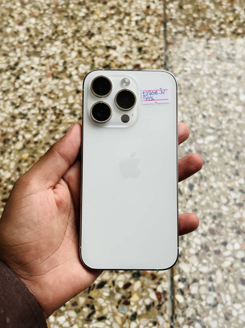 Apple iPhone 14 Pro 0