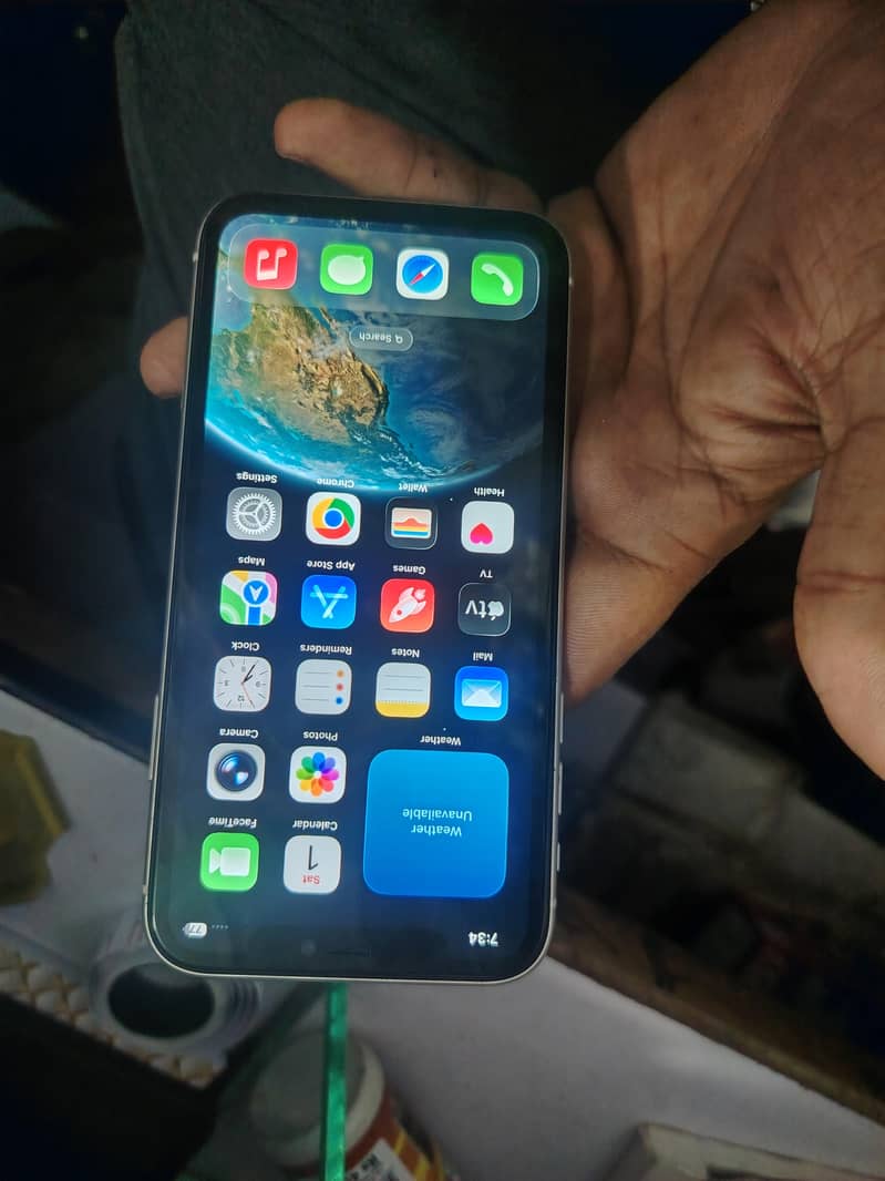 Apple iPhone 11 3