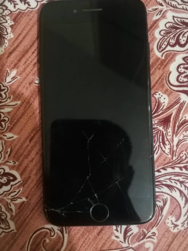 Apple iPhone 7 0