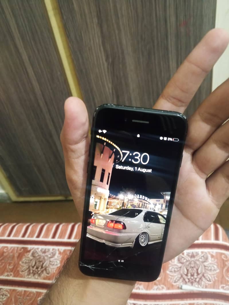 Apple iPhone 7 6