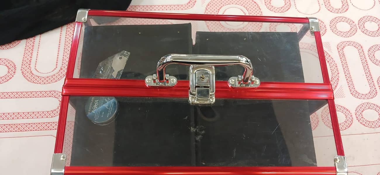 Makeup organizer box 1