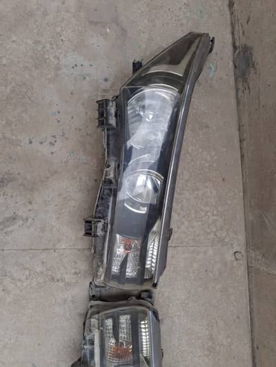 Corolla 2015-2017 headlights pair