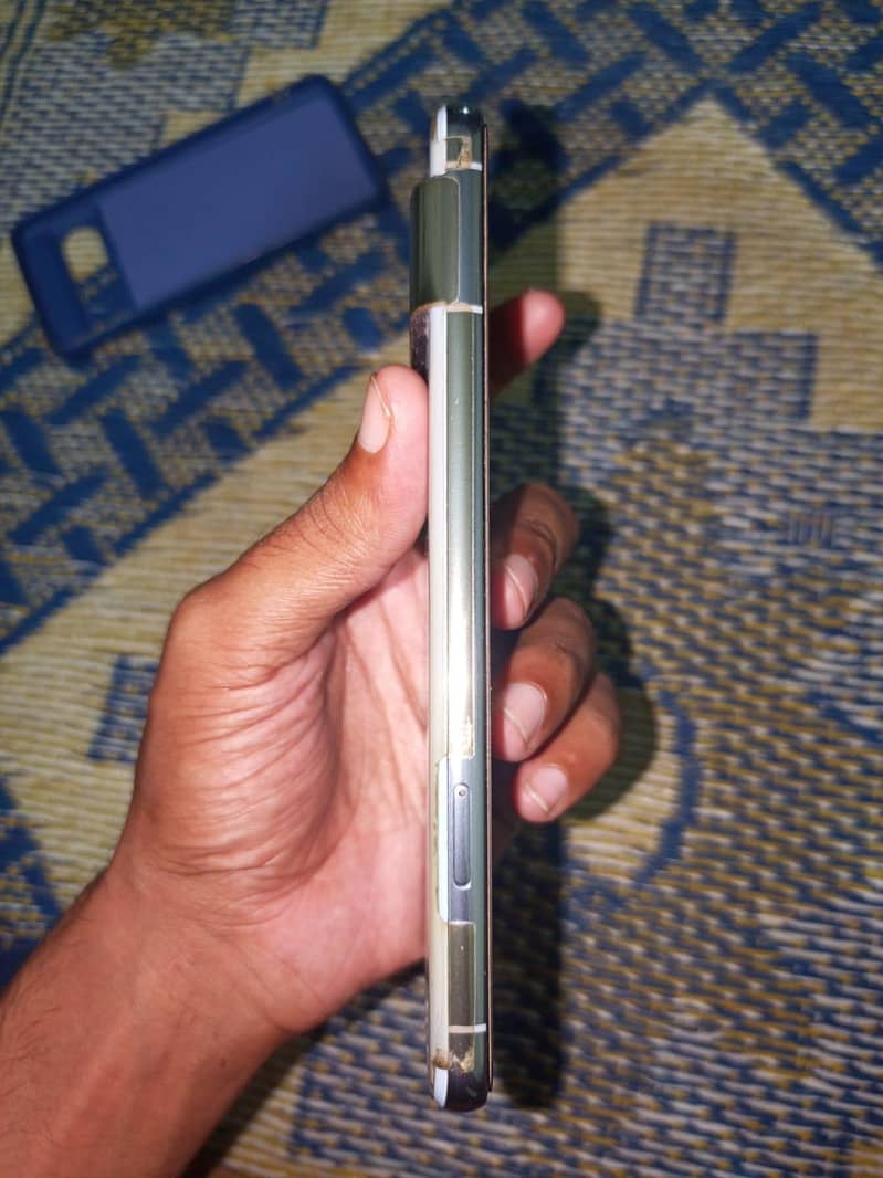Google Pixel 8 Pro 6