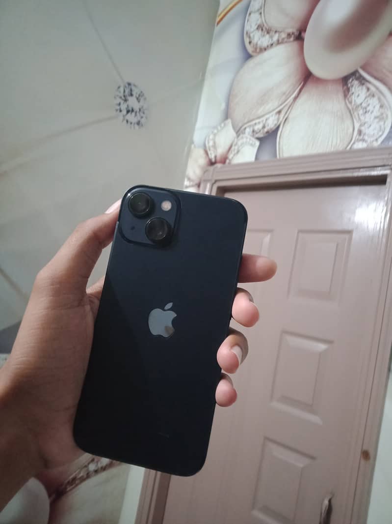 Apple iPhone 13 1