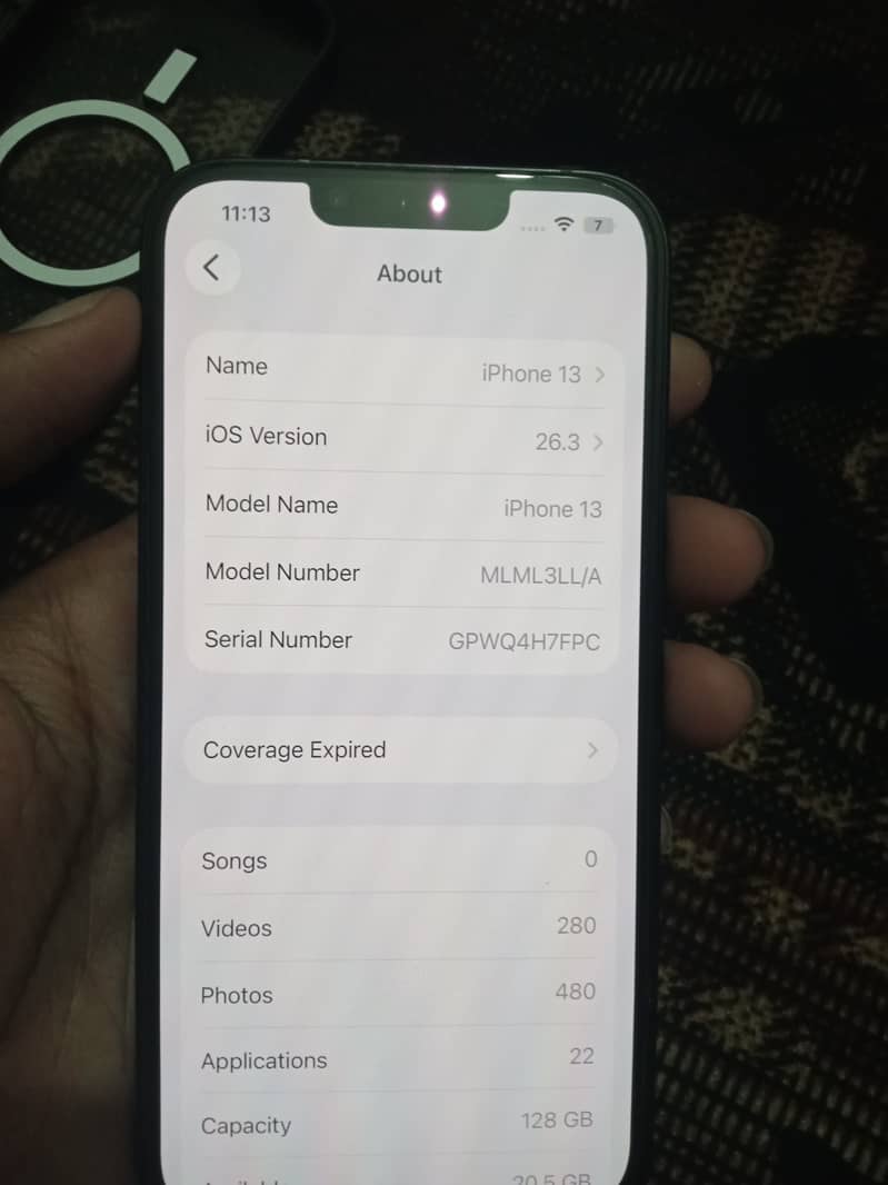 Apple iPhone 13 4