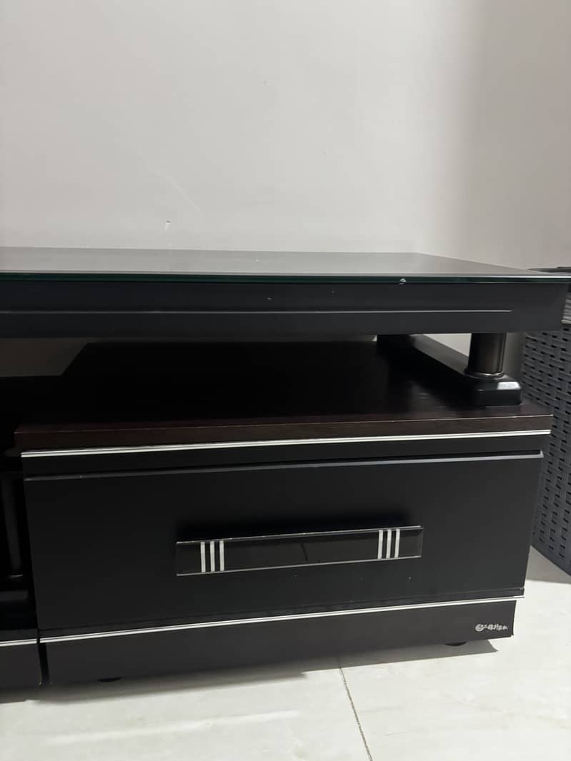 TV Trolley 2