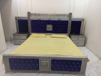bed dressing nd side tables for sale