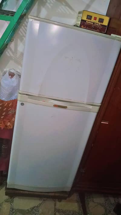 Dawlance frige     0320-4335926