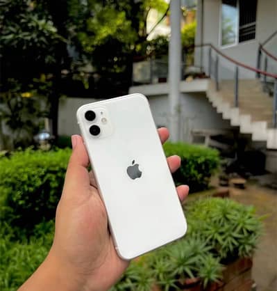 Apple iPhone 11 urgent sale clean mobile 03154028108