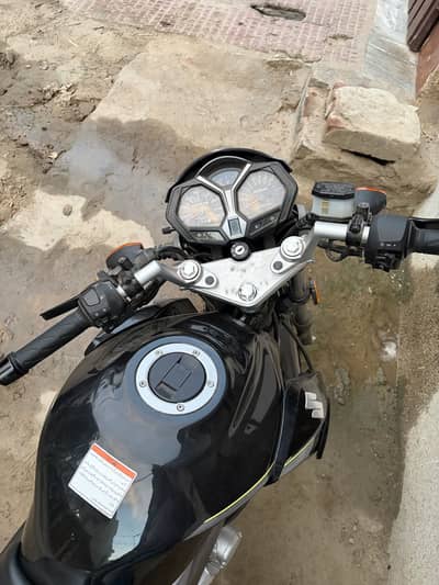 Sazuki Gsx 125