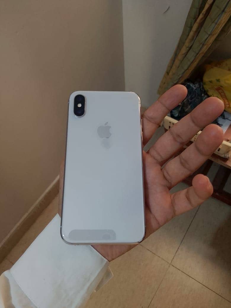 Apple iPhone X 1