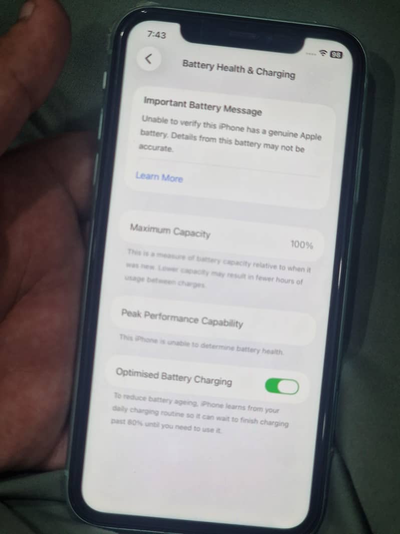 Apple iPhone 11 4