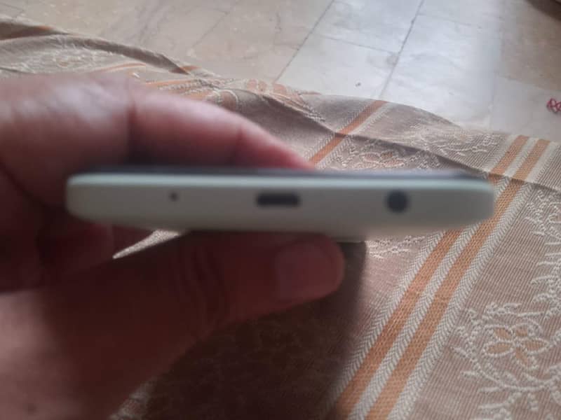 Redmi a2 plus 3