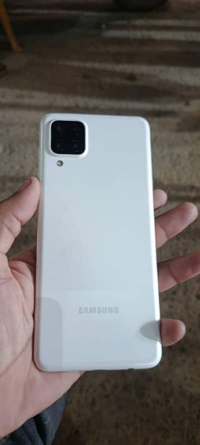 samsung Galaxy A12