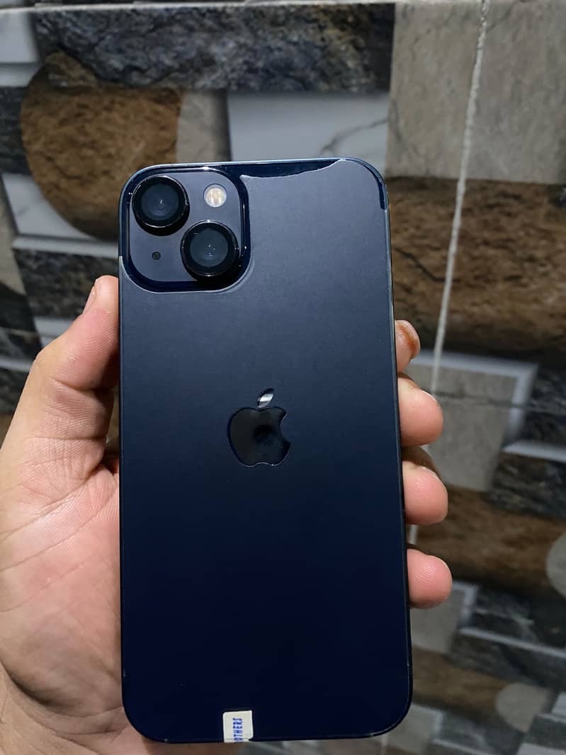 Apple iPhone 13 2
