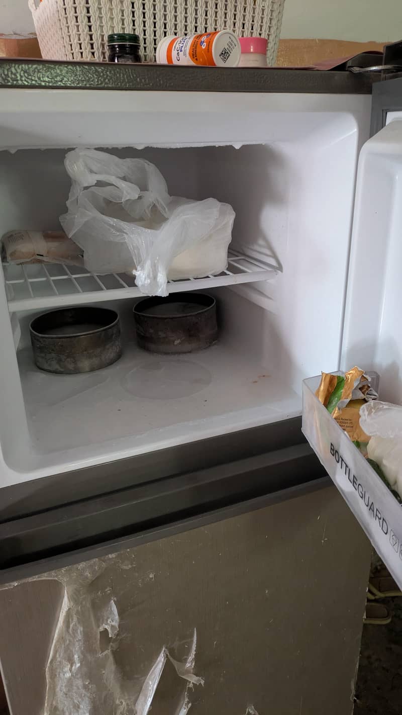 Refrigerator 1