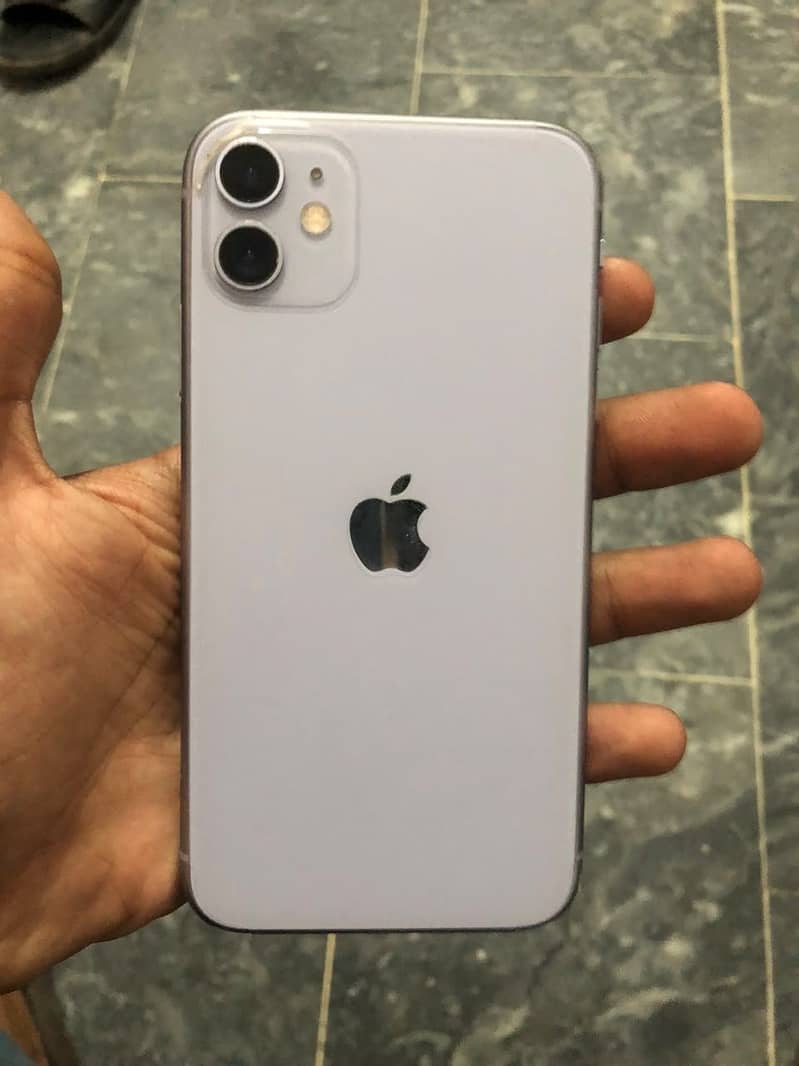 Apple iPhone 11 4