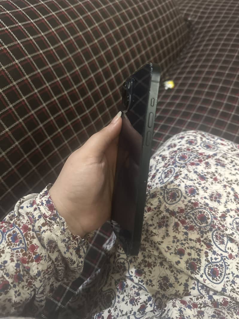Apple iPhone 14 plus 1