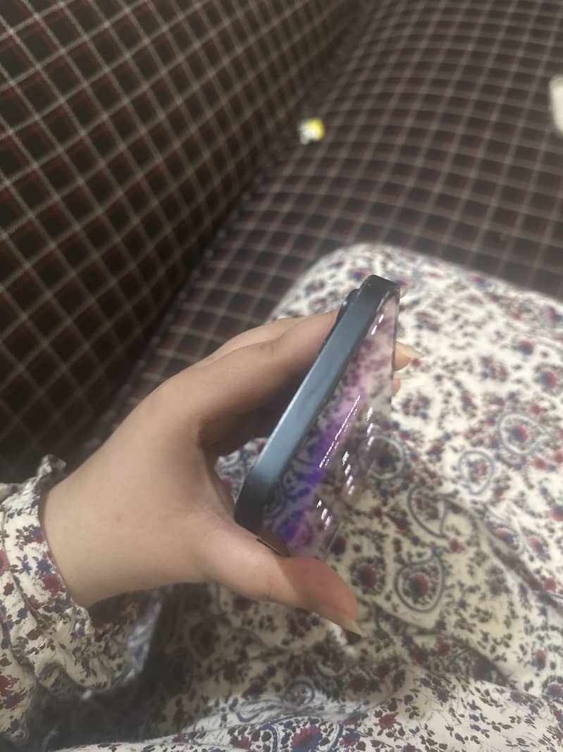 Apple iPhone 14 plus 2