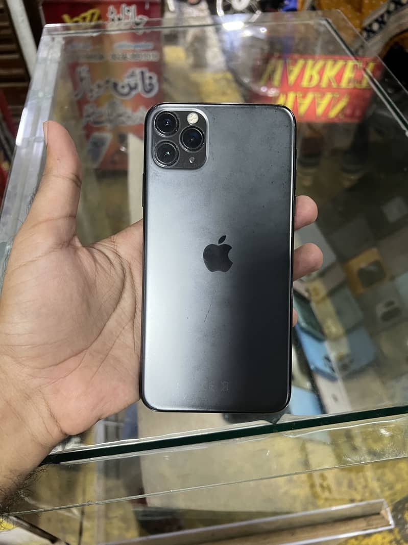 Apple iPhone 11 Pro Max 0