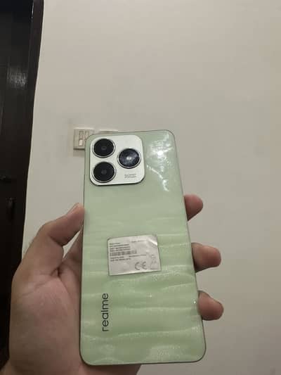 Realme C63