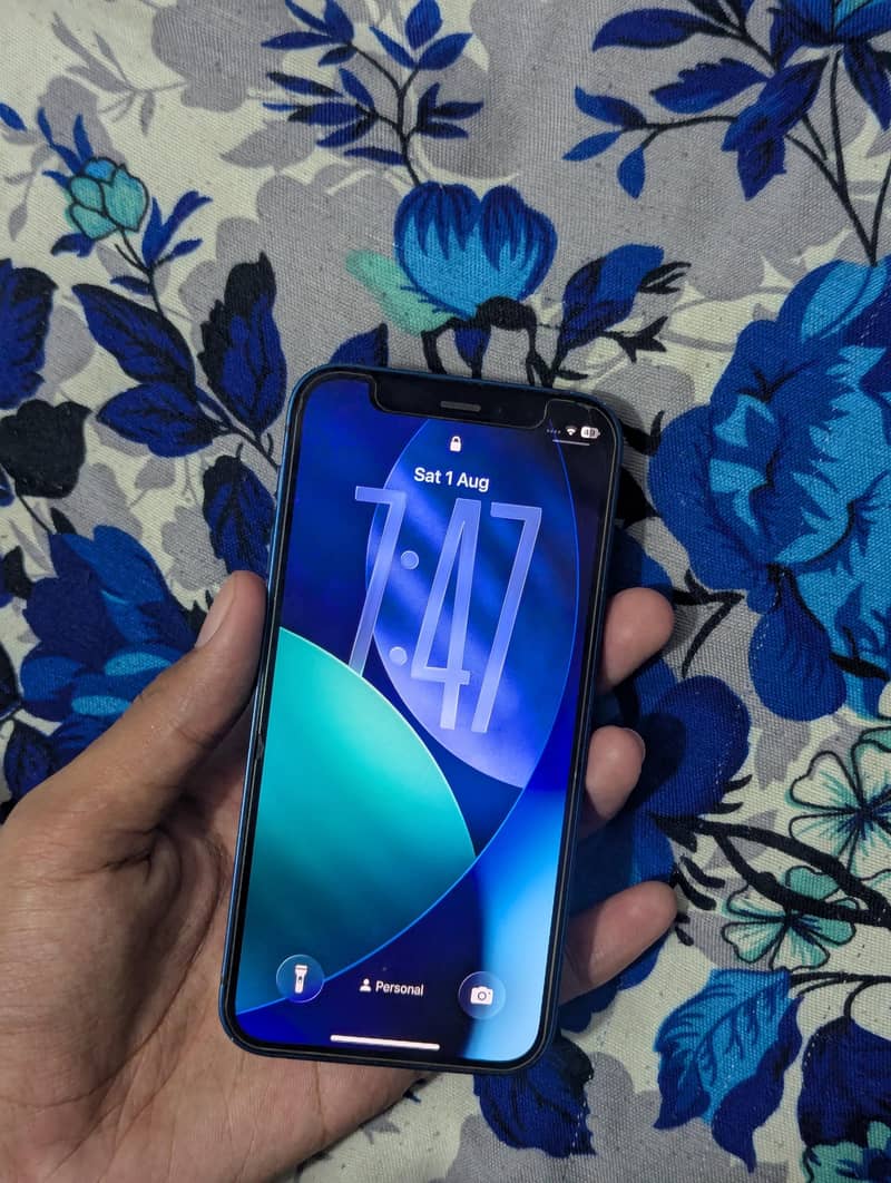 Apple iPhone 12 mini 3
